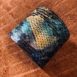 Leather cuff/bracelet